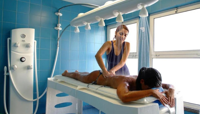 What is a Table Shower in Massage: Ultimate Relaxation Explained